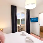 Mapi's - Eja Sardinia 3* קליארי